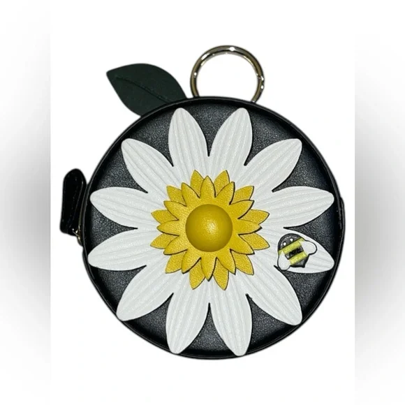 SOLD! KATE SPADE 3D DAISY COIN PURSE - Picture 5 of 10